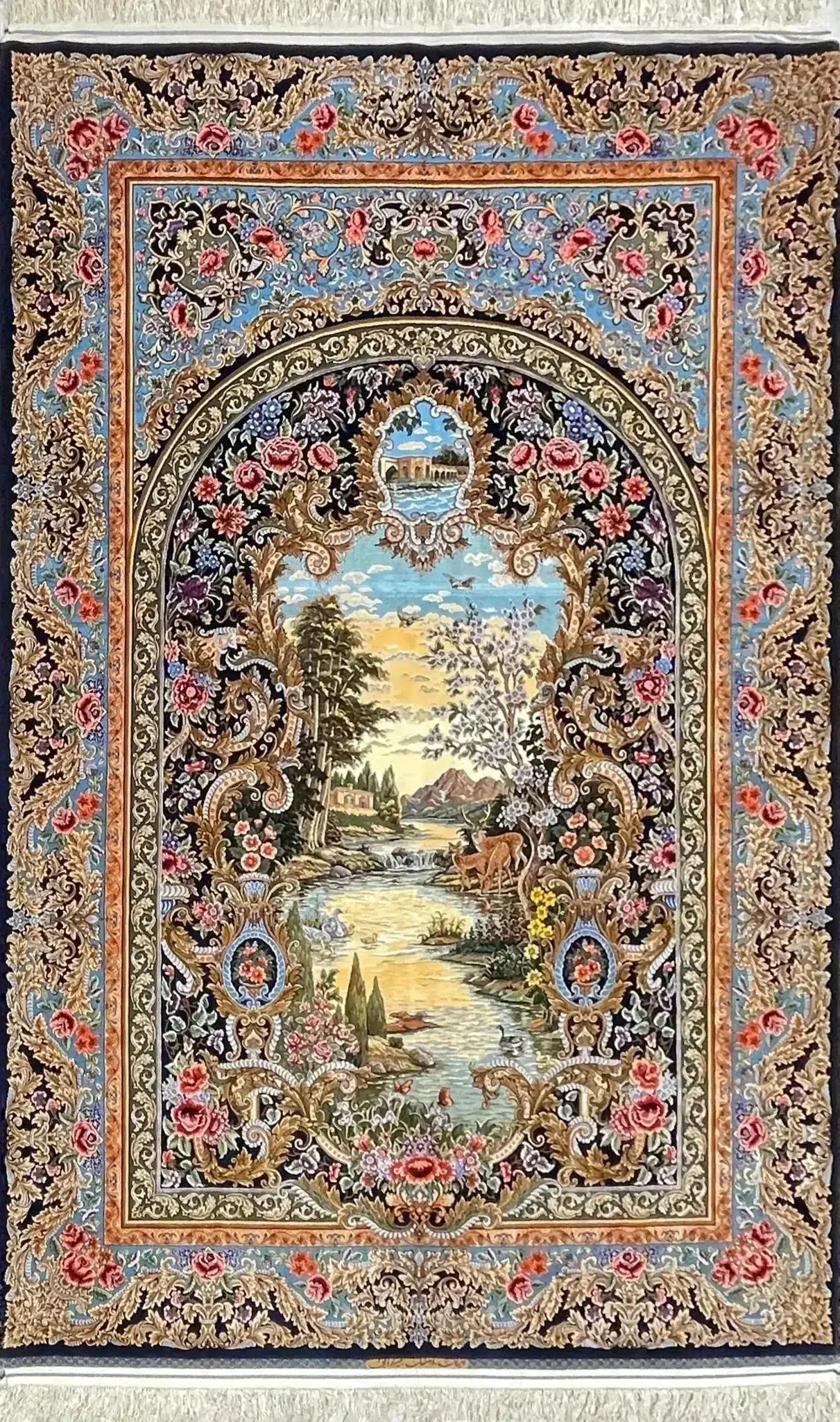 "Hand-knotted Persian rug by master weaver Mirzaie – Wool and silk blend, 230x160 cm, Isfahan"